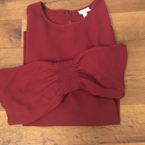 Isabel burgundy flowy top with cinched sleeves